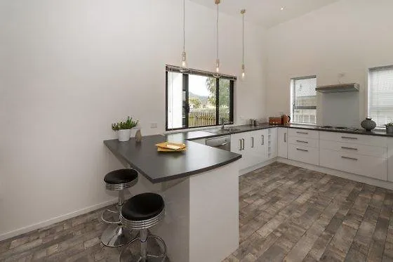 Trendy In The Heart Of Ferienhaus